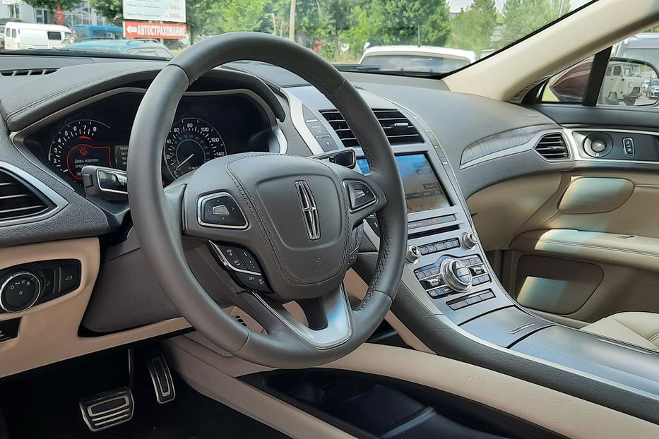 Продам Lincoln MKZ 4х4 FULL 2019 года в Николаеве