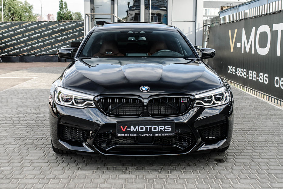 Продам BMW M5 Individual 2018 года в Киеве