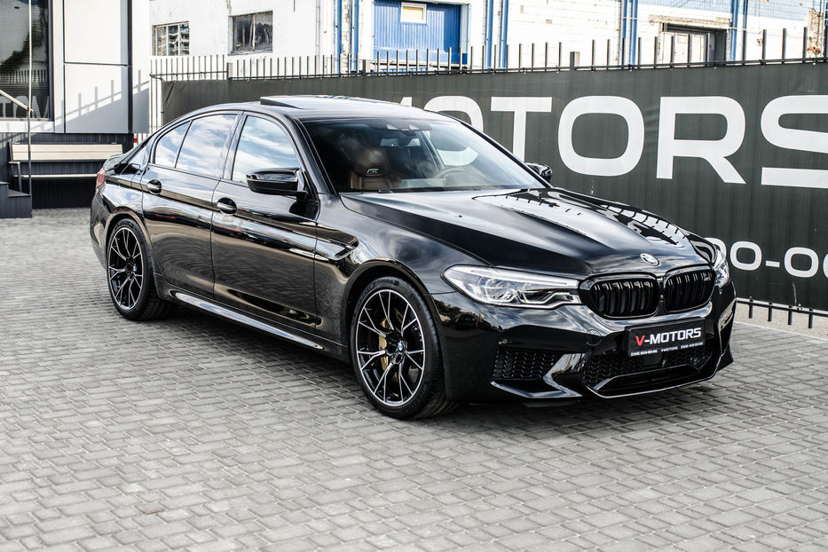 Продам BMW M5 Individual 2018 года в Киеве