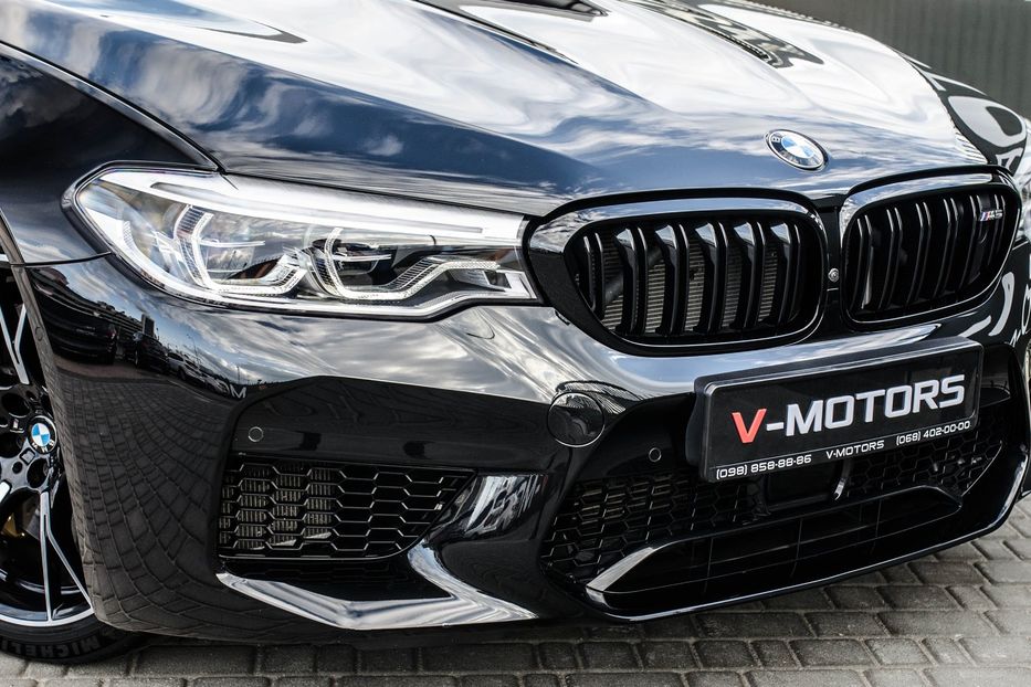 Продам BMW M5 Individual 2018 года в Киеве