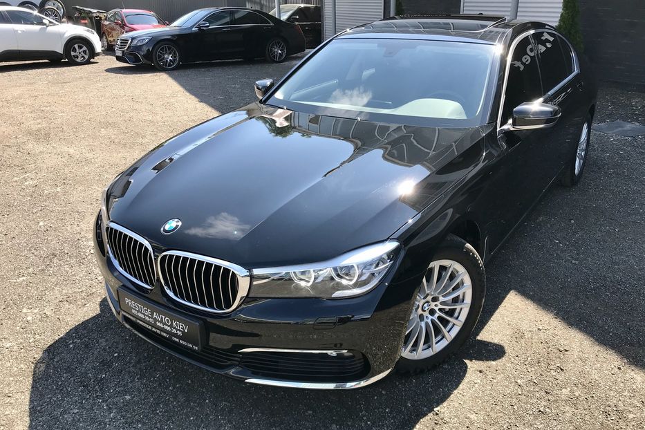 Продам BMW 730 2017 года в Киеве