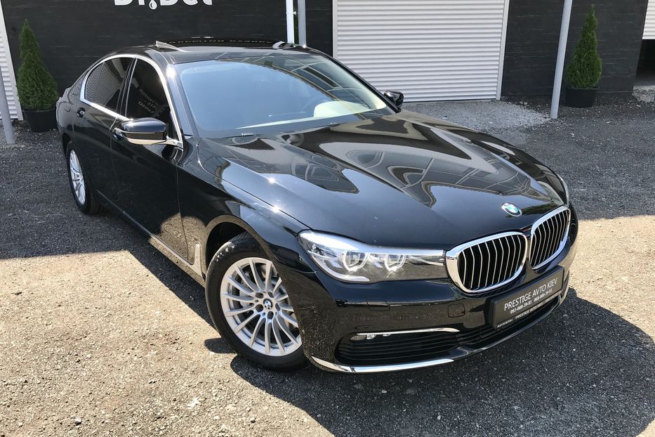 Продам BMW 730 2017 года в Киеве