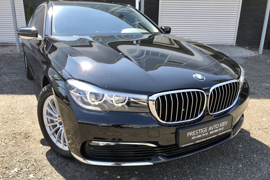 Продам BMW 730 2017 года в Киеве