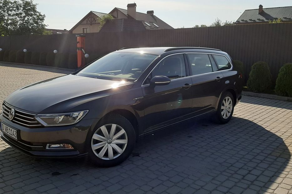 Продам Volkswagen Passat B8 BIUE MOTION 2016 года в Киеве