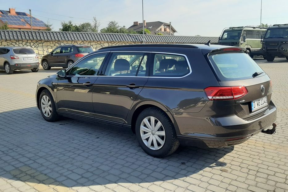 Продам Volkswagen Passat B8 BIUE MOTION 2016 года в Киеве