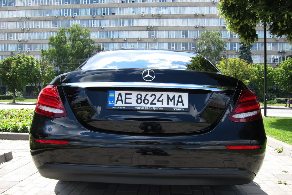 Продам Mercedes-Benz E-Class E 220 AWD 2017 года в Днепре