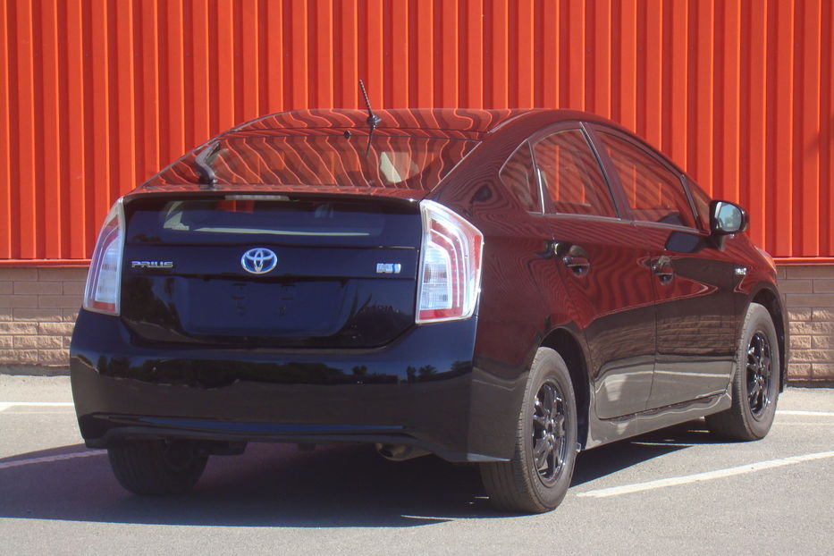 Продам Toyota Prius 2016 года в Одессе