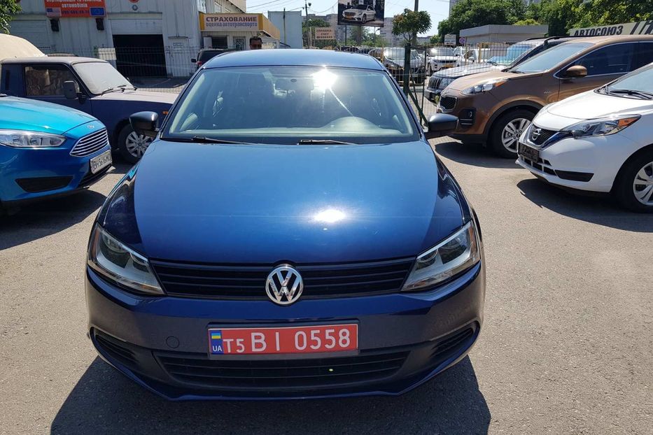 Продам Volkswagen Jetta S 2013 года в Одессе