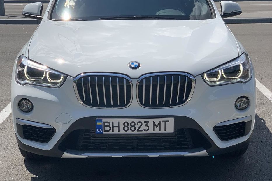 Продам BMW X1 XDRIVE 28i 2017 года в Одессе