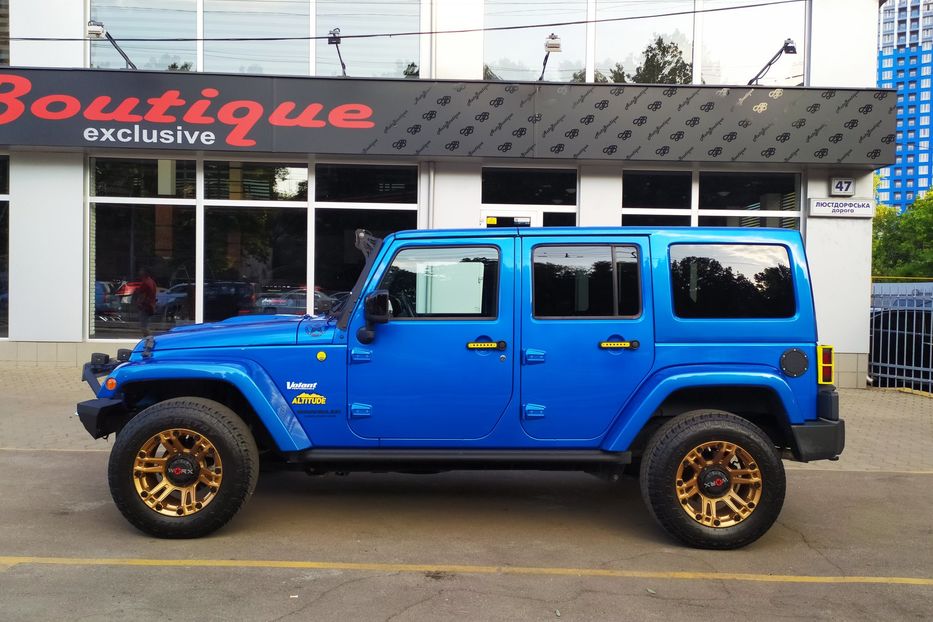 Продам Jeep Wrangler 2015 года в Одессе