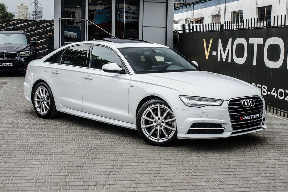 Продам Audi A6 S-Line QUATTRO 2016 года в Киеве