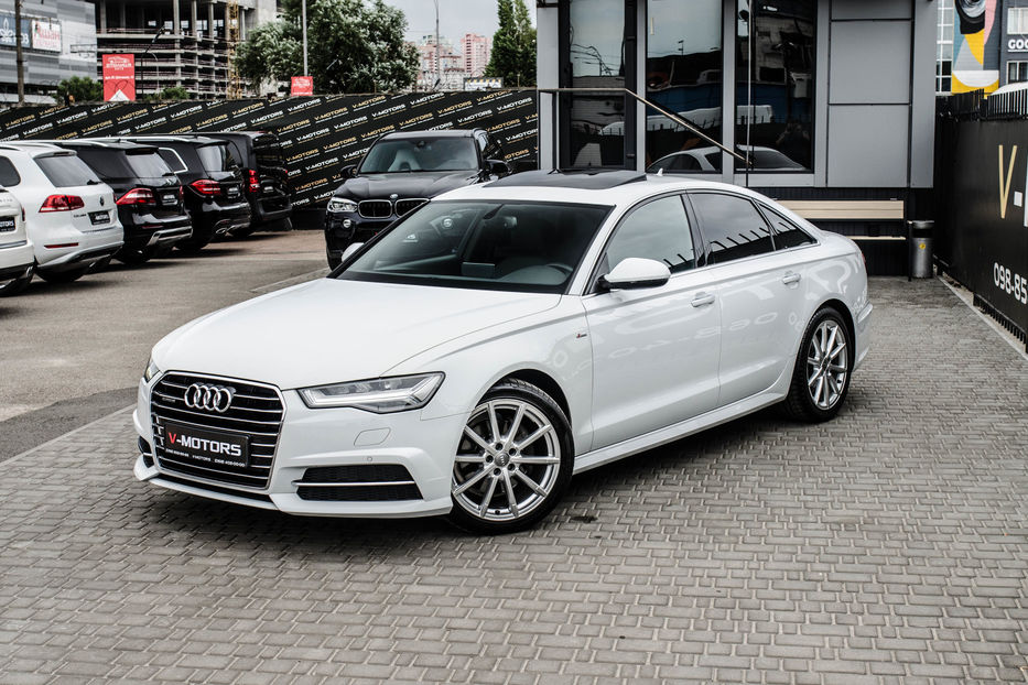 Продам Audi A6 S-Line QUATTRO 2016 года в Киеве