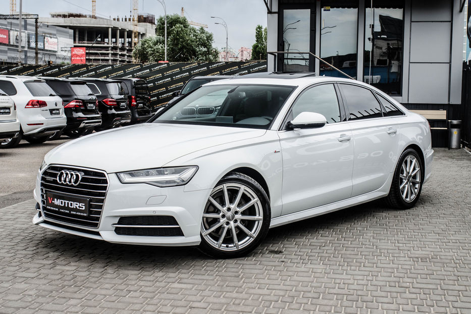 Продам Audi A6 S-Line QUATTRO 2016 года в Киеве