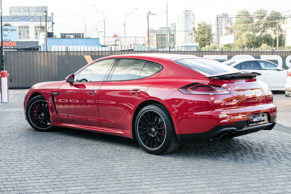 Продам Porsche Panamera GTS 2014 года в Киеве