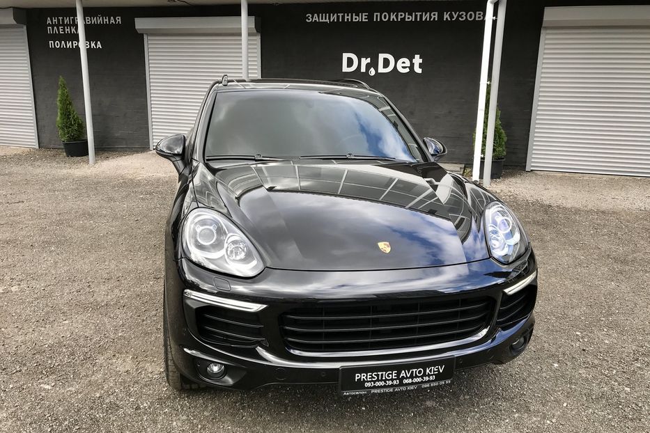 Продам Porsche Cayenne 2016 года в Киеве