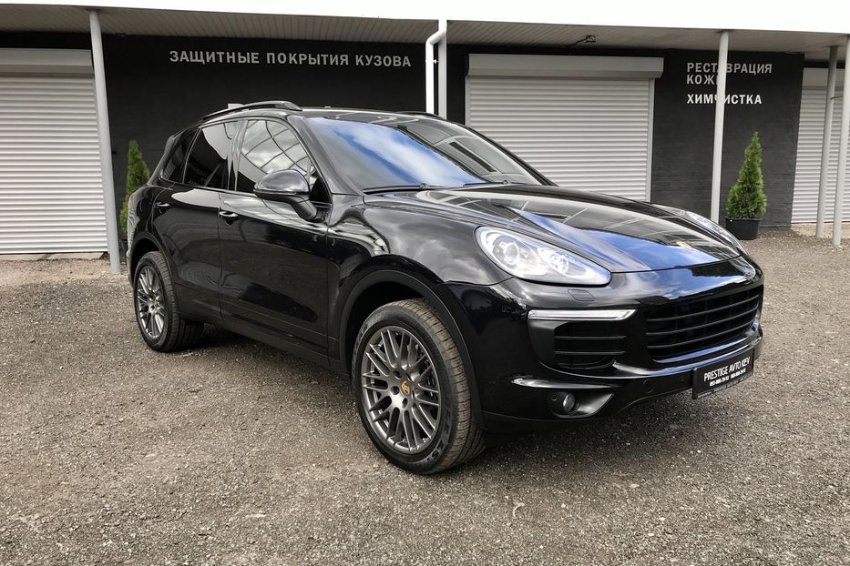 Продам Porsche Cayenne 2016 года в Киеве