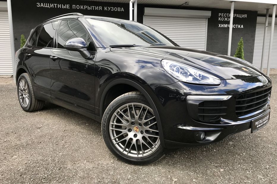 Продам Porsche Cayenne 2016 года в Киеве