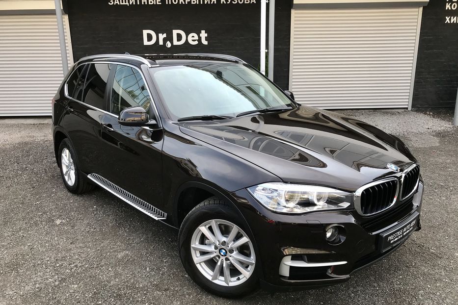 Продам BMW X5 25d xDrive Официальный 2015 года в Киеве