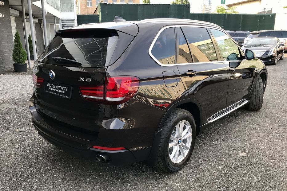 Продам BMW X5 25d xDrive Официальный 2015 года в Киеве