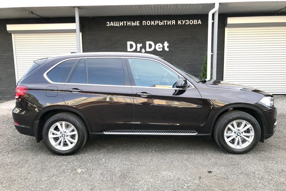 Продам BMW X5 25d xDrive Официальный 2015 года в Киеве