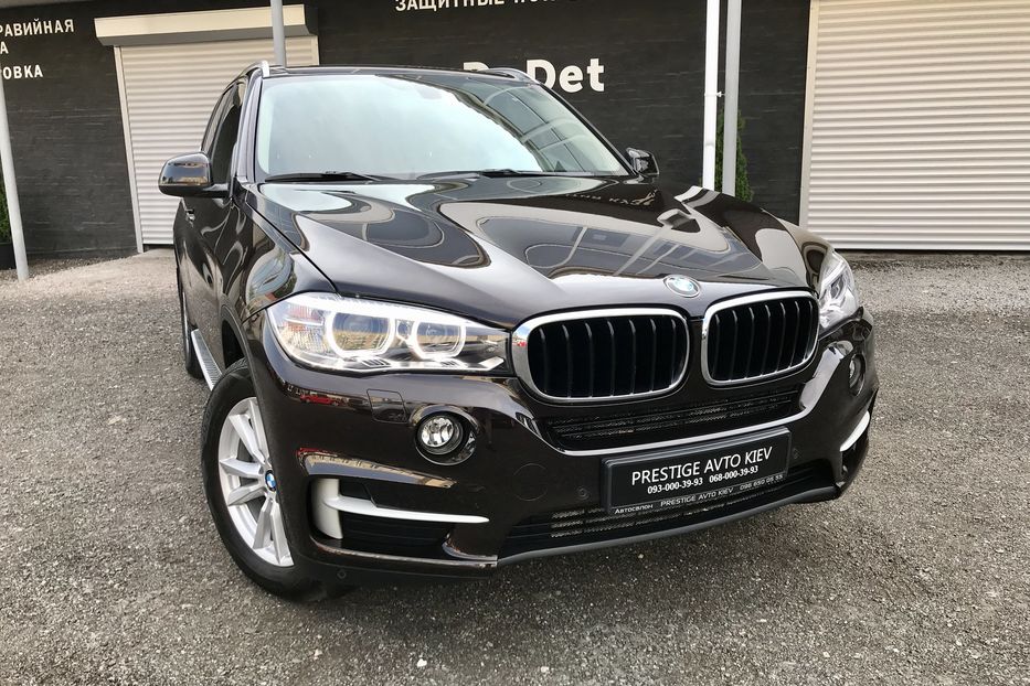 Продам BMW X5 25d xDrive Официальный 2015 года в Киеве