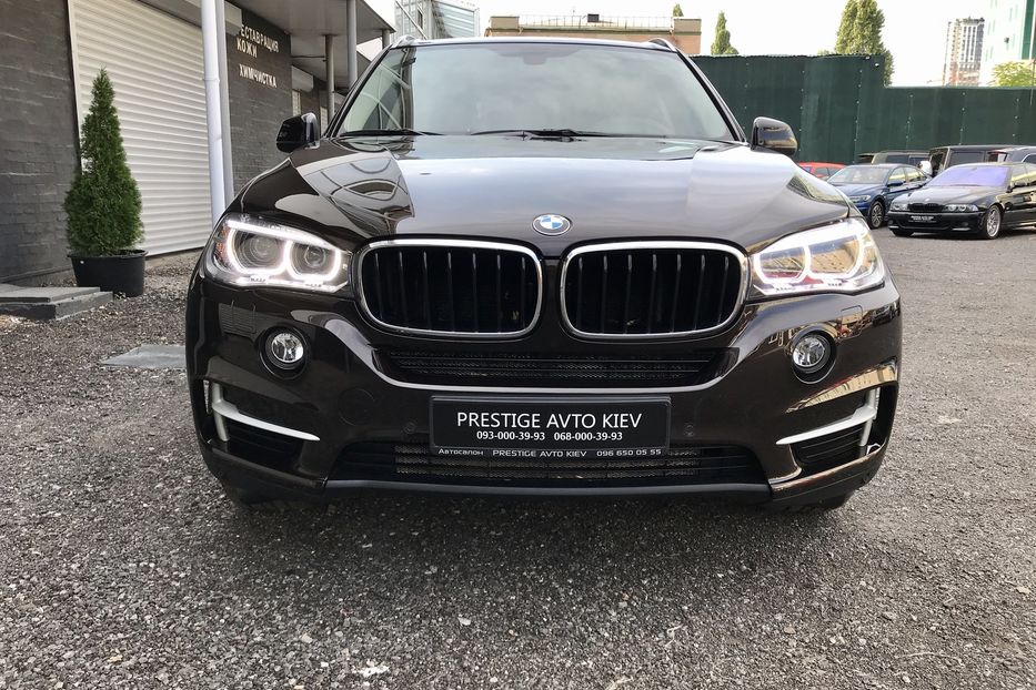 Продам BMW X5 25d xDrive Официальный 2015 года в Киеве