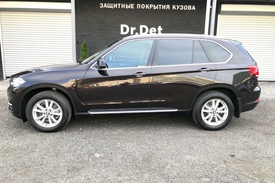 Продам BMW X5 25d xDrive Официальный 2015 года в Киеве