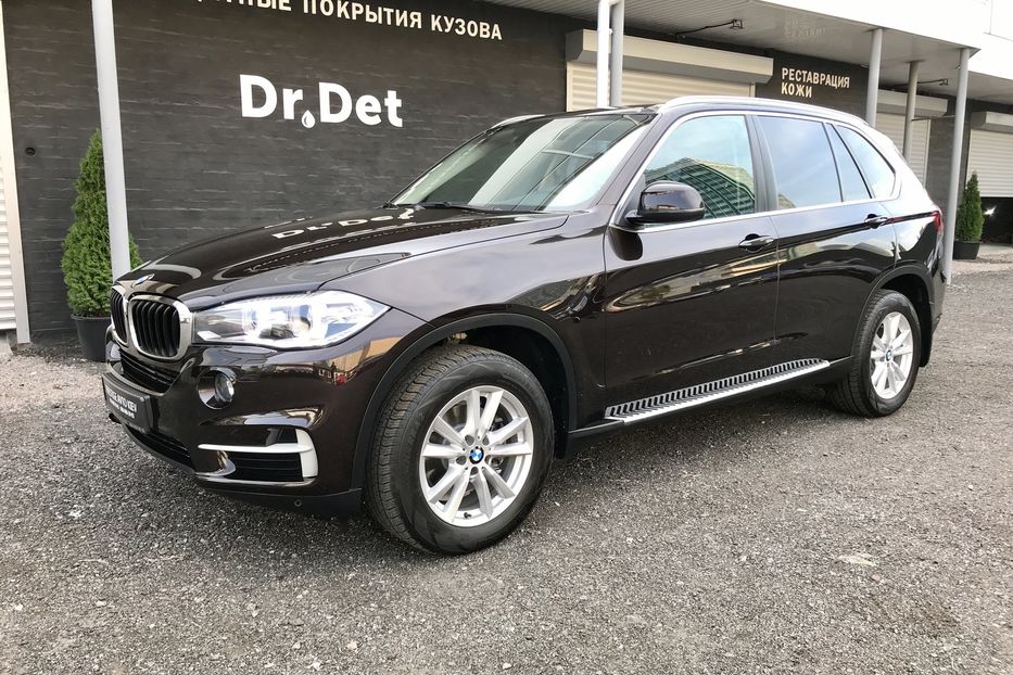 Продам BMW X5 25d xDrive Официальный 2015 года в Киеве