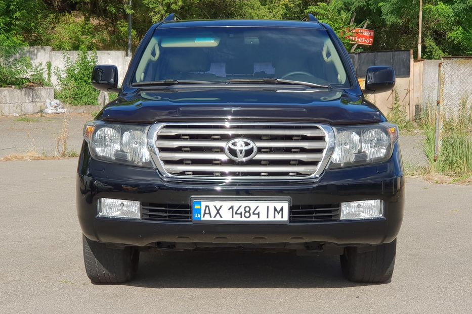 Продам Toyota Land Cruiser 200 2008 года в Киеве