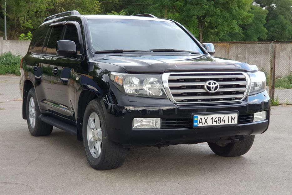 Продам Toyota Land Cruiser 200 2008 года в Киеве