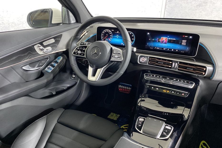 Продам Mercedes-Benz EQC 400 AMG 2020 года в Киеве