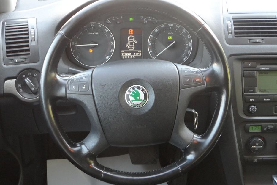 Продам Skoda Octavia A5 2008 года в Днепре