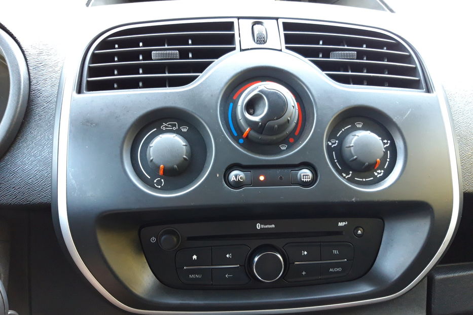 Продам Renault Kangoo груз. 1.5 dCi 90 Express Black Editi 2015 года в Тернополе