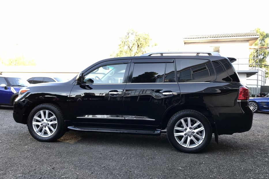 Продам Lexus LX 570 2008 года в Киеве