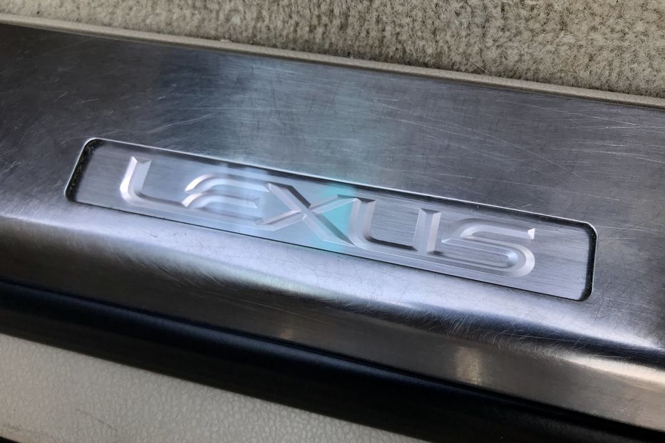 Продам Lexus LX 570 2008 года в Киеве