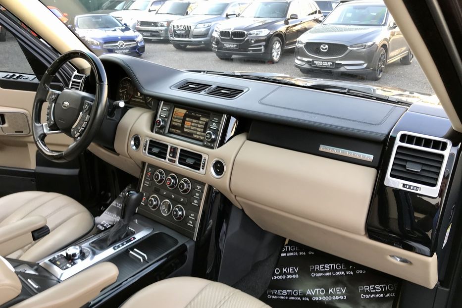 Продам Land Rover Range Rover 2011 года в Киеве