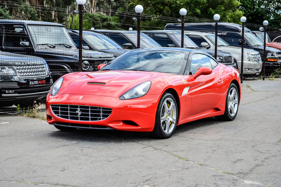 Продам Ferrari California 2013 года в Киеве