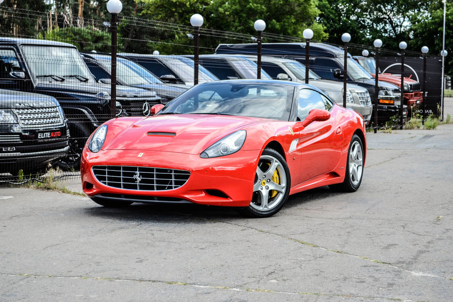 Продам Ferrari California 2013 года в Киеве