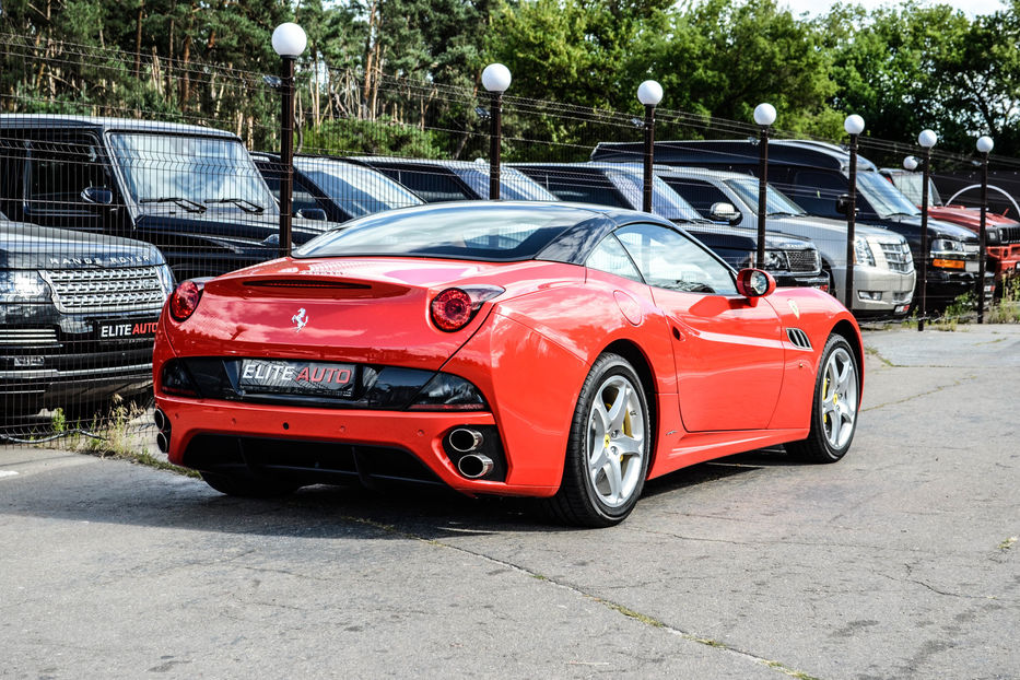 Продам Ferrari California 2013 года в Киеве