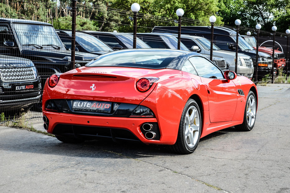 Продам Ferrari California 2013 года в Киеве