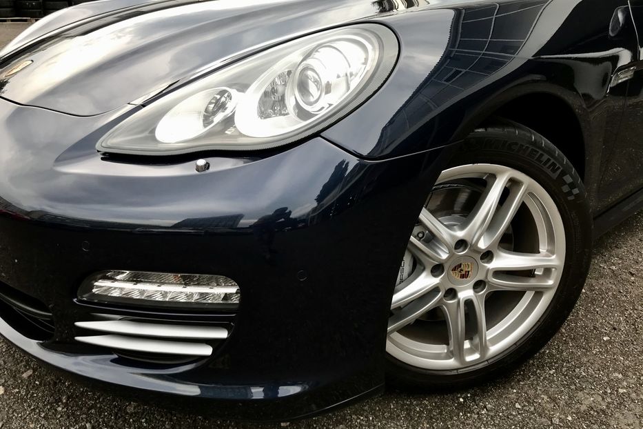 Продам Porsche Panamera 4S 2013 года в Киеве