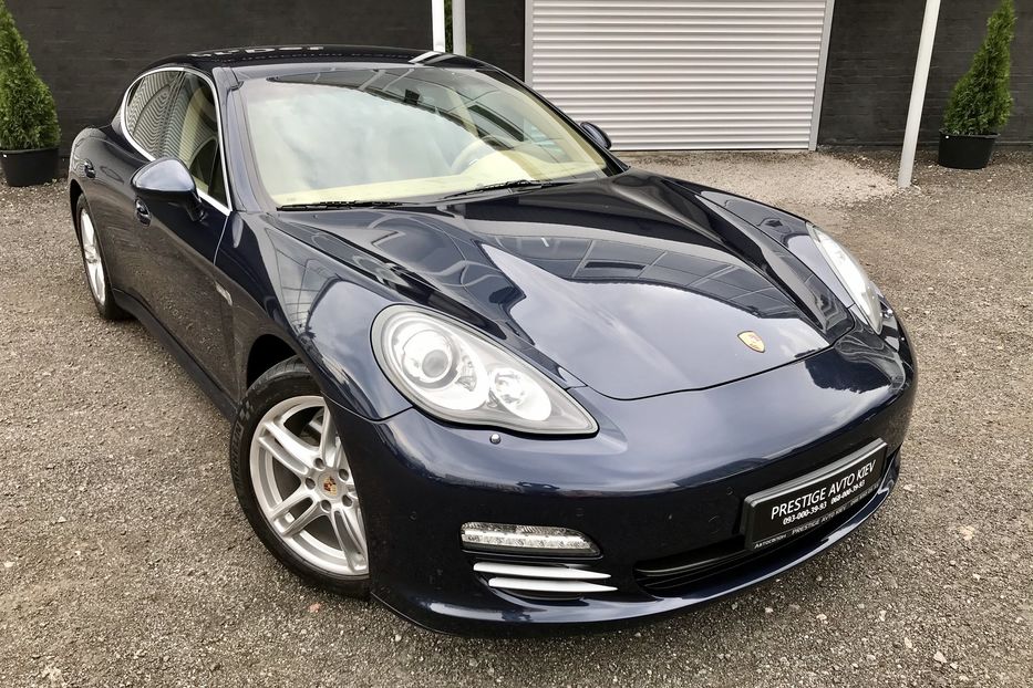 Продам Porsche Panamera 4S 2013 года в Киеве