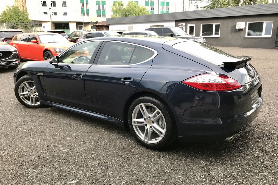 Продам Porsche Panamera 4S 2013 года в Киеве