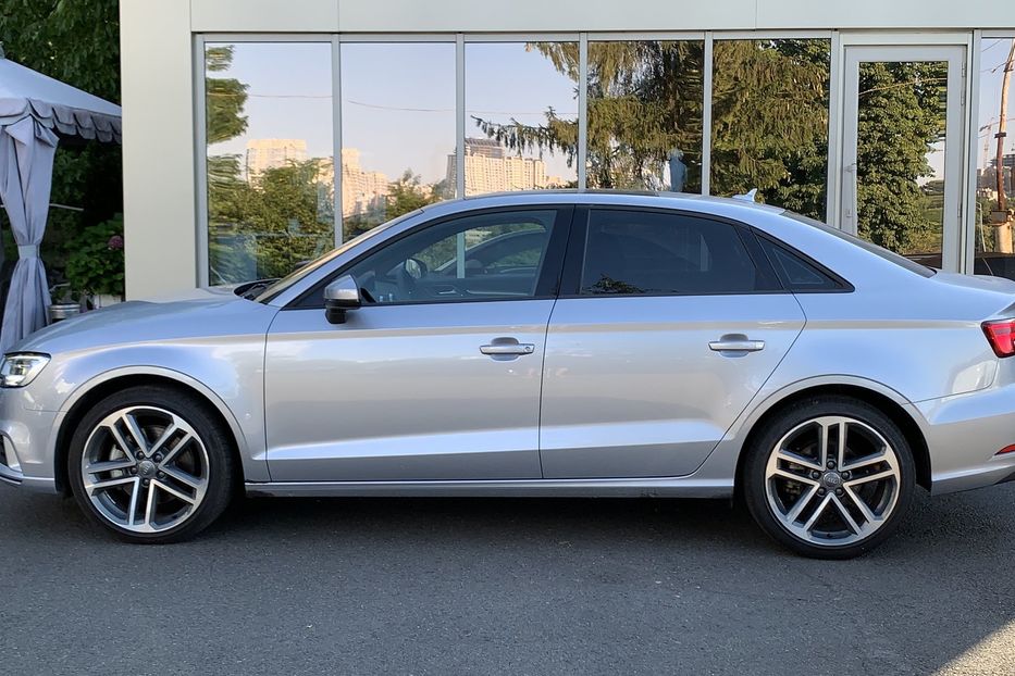 Продам Audi A3 2018 года в Киеве