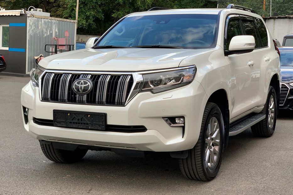 Продам Toyota Land Cruiser Prado PRESTIGE 2019 года в Киеве