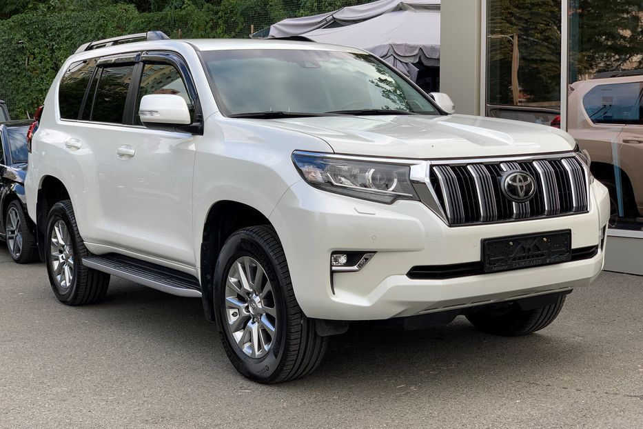 Продам Toyota Land Cruiser Prado PRESTIGE 2019 года в Киеве