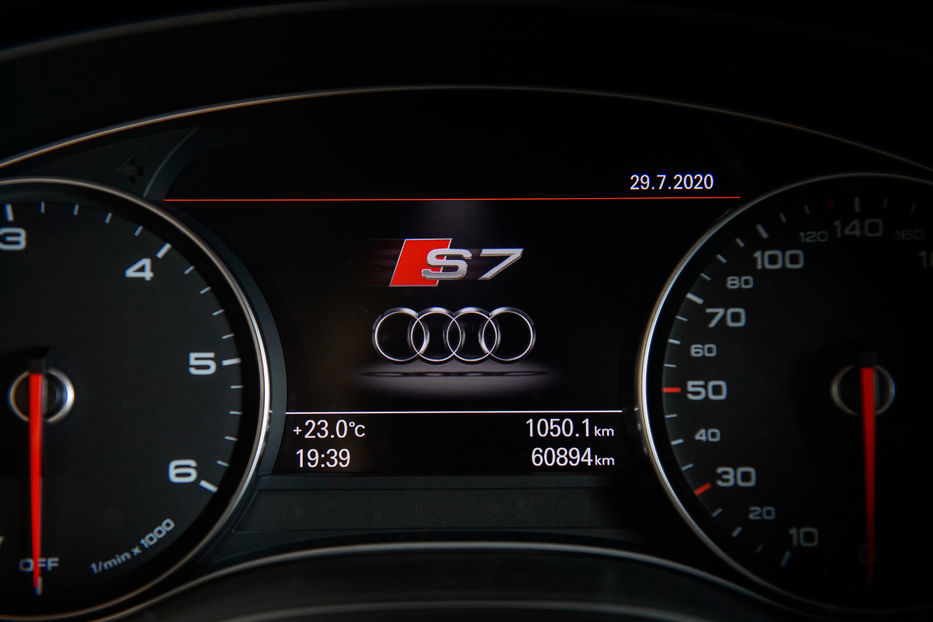 Продам Audi A7 2015 года в Одессе