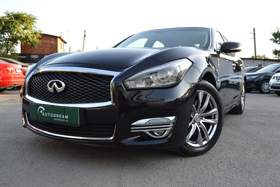 Продам Infiniti Q70 2015 года в Одессе