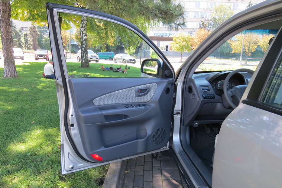 Продам Hyundai Tucson 4WD 2005 года в Днепре