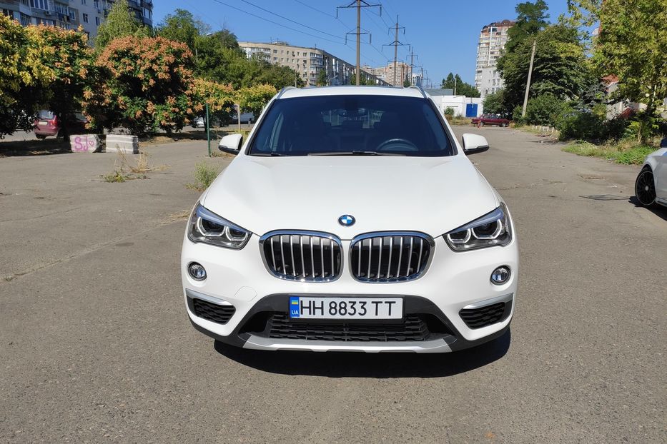 Продам BMW X1 XDRIVE 28i 2017 года в Одессе